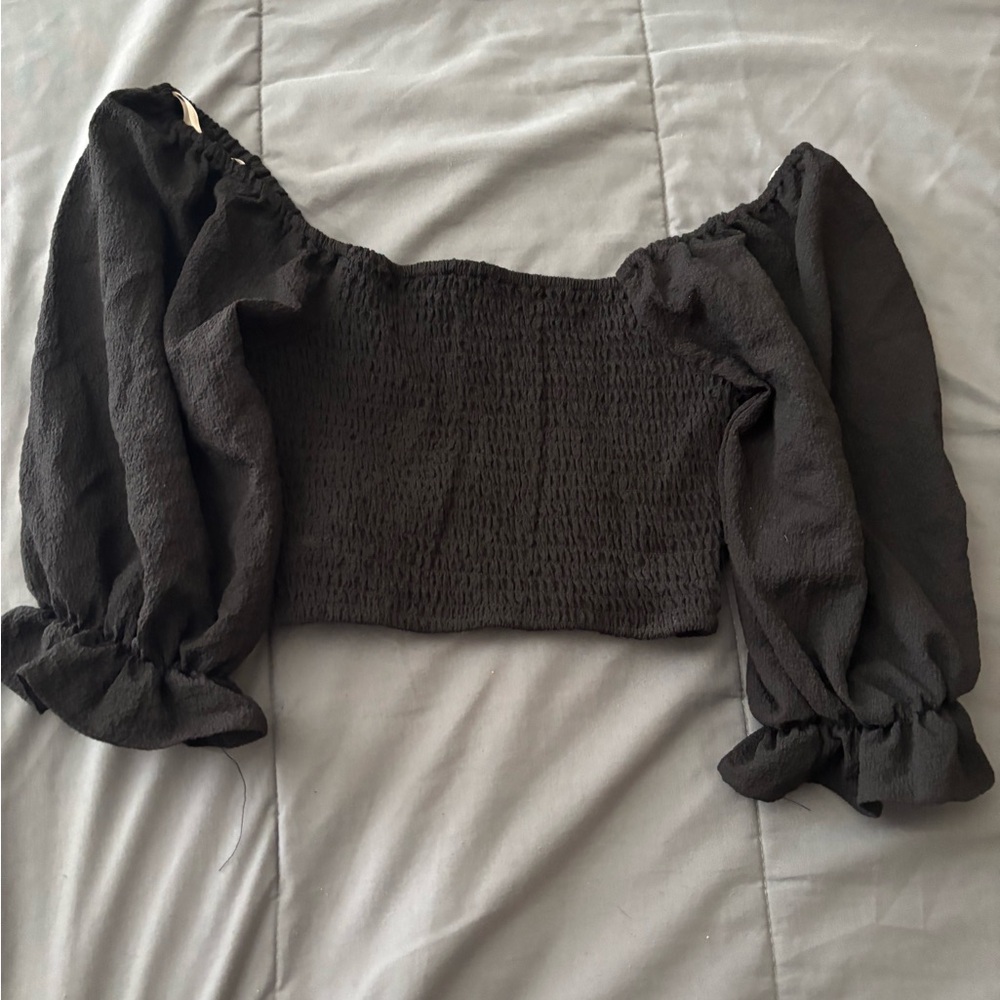 BCBGeneration Black Smocked Puff Sleeve Crop Top